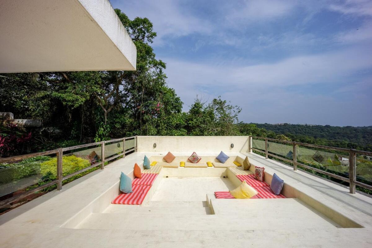 White House 3Bhk Villa With Pool And River View カンドリム エクステリア 写真